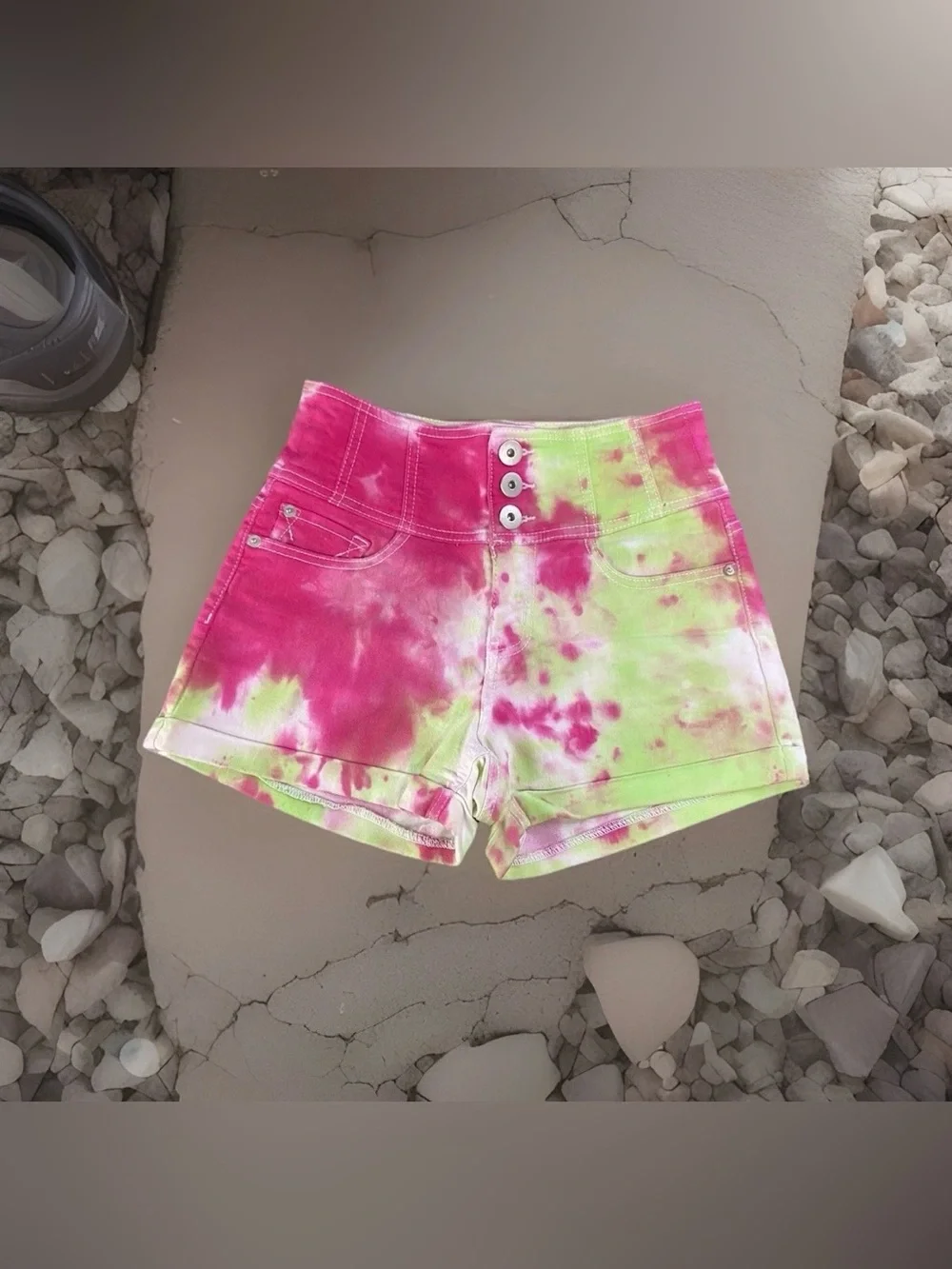 Upcycled Juniors Size 7  Tie Dye Shorts Pink Green Grunge Boho‎ Festival Skater